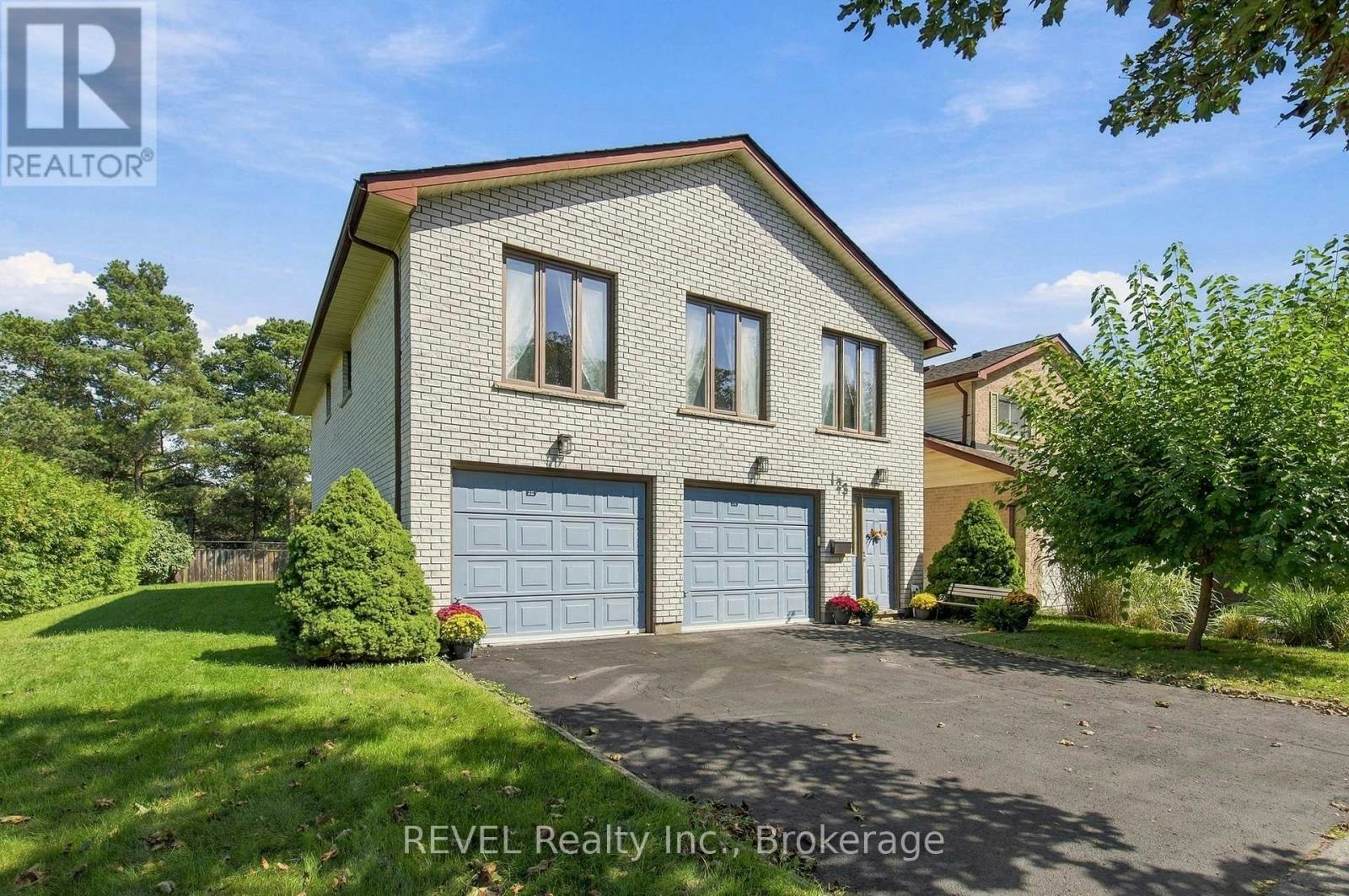 123 Ardwick Street, Whitby, ON, L1N 8A2