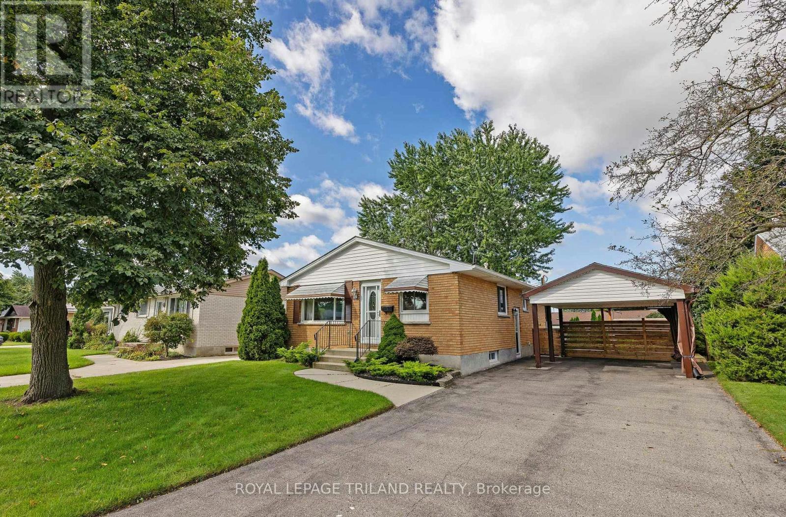 16 Sparta Street, St. Thomas, ON, N5R 5G9