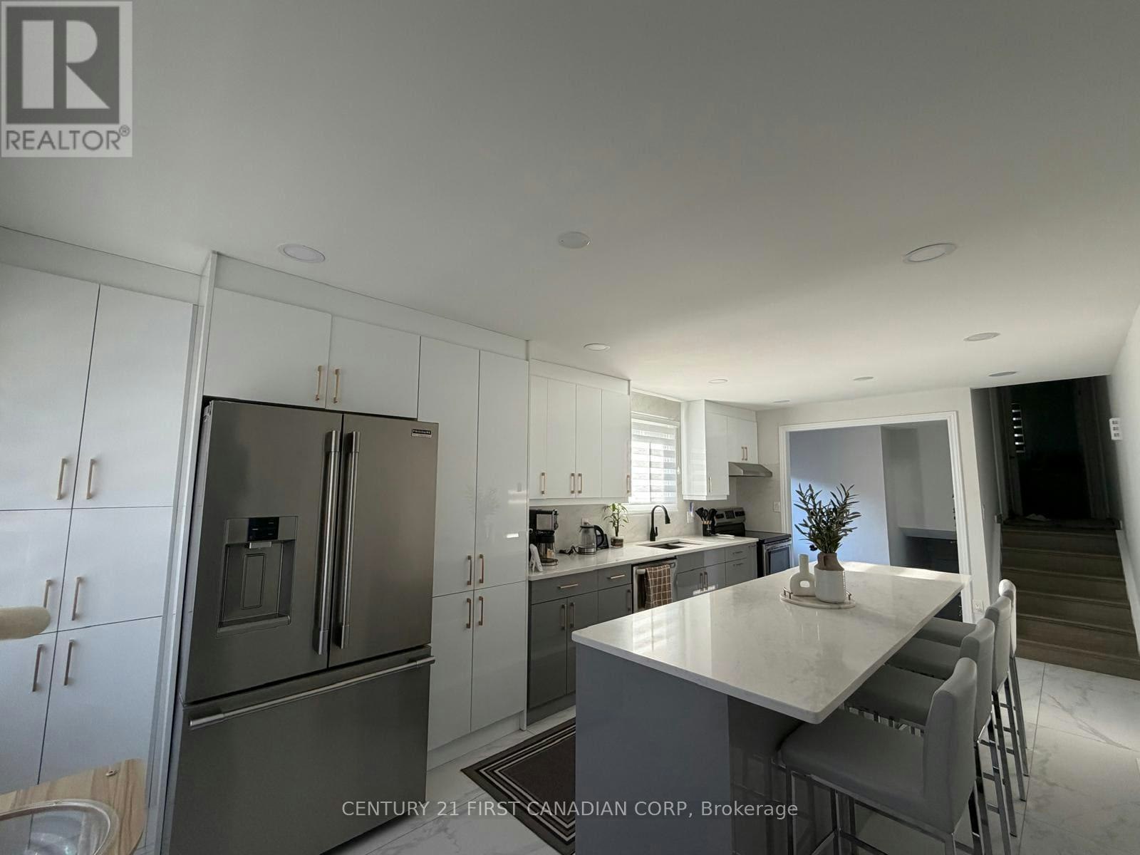 6 Nicholas Crescent, London, ON, N6E 2E9