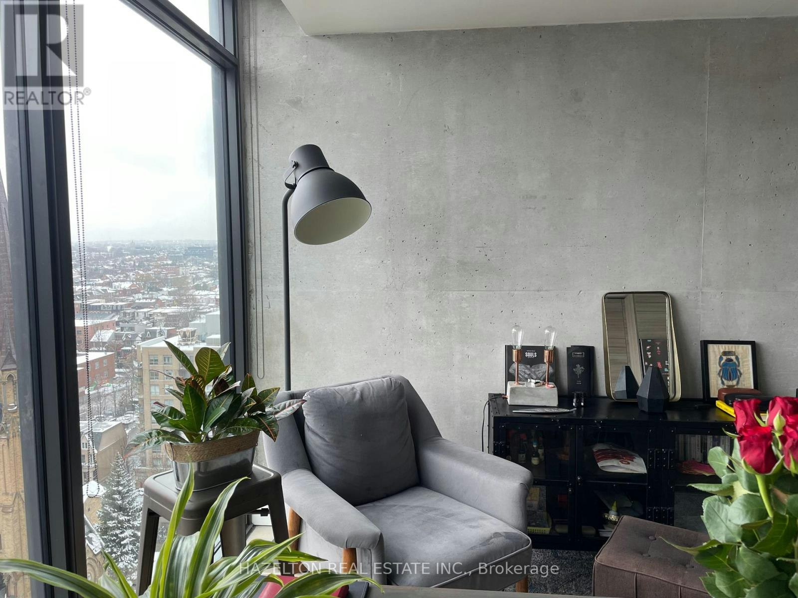 1404-111 Bathurst Street, Toronto, ON, M5V 2R1 - 8
