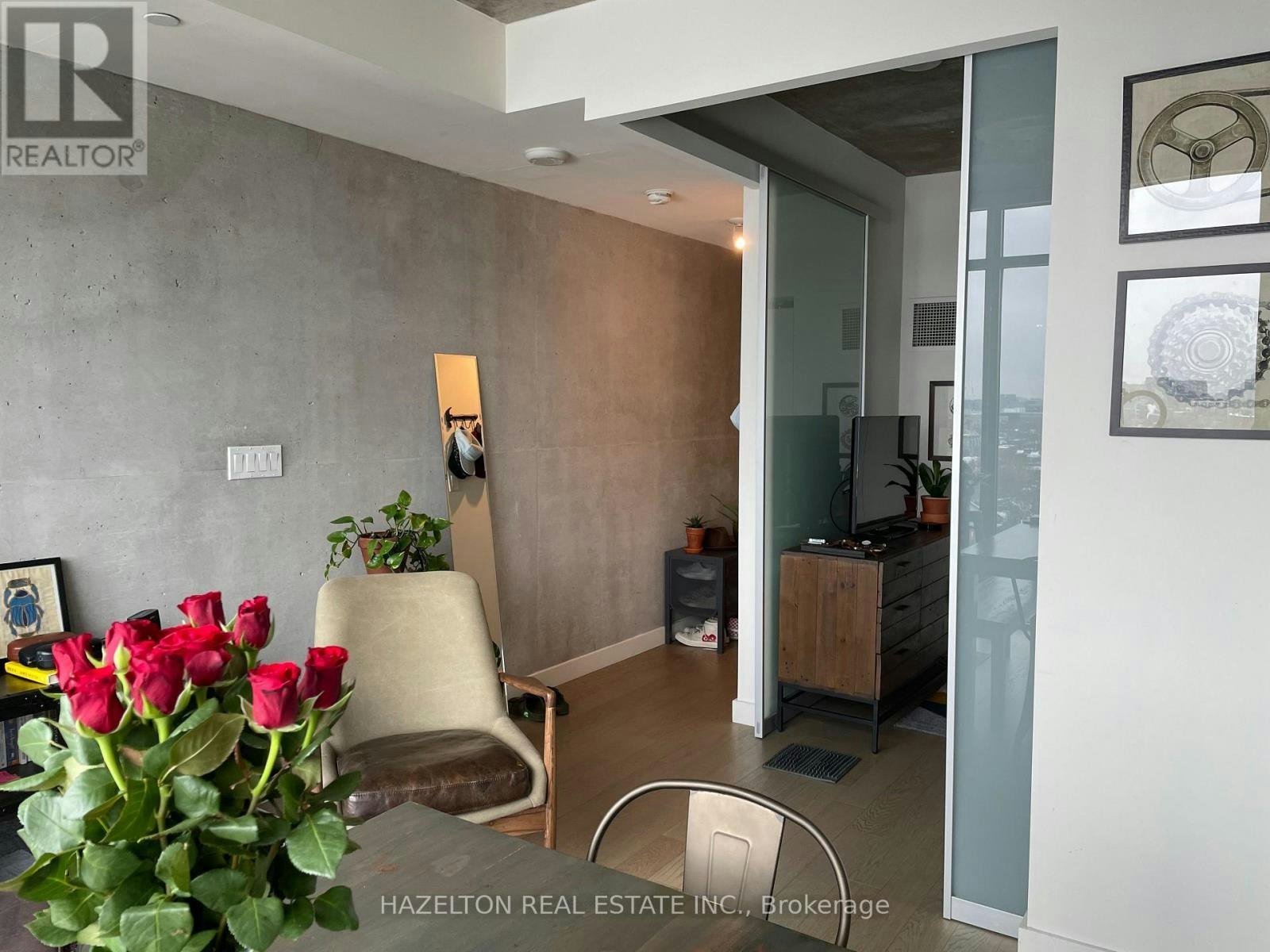 1404-111 Bathurst Street, Toronto, ON, M5V 2R1 - 16