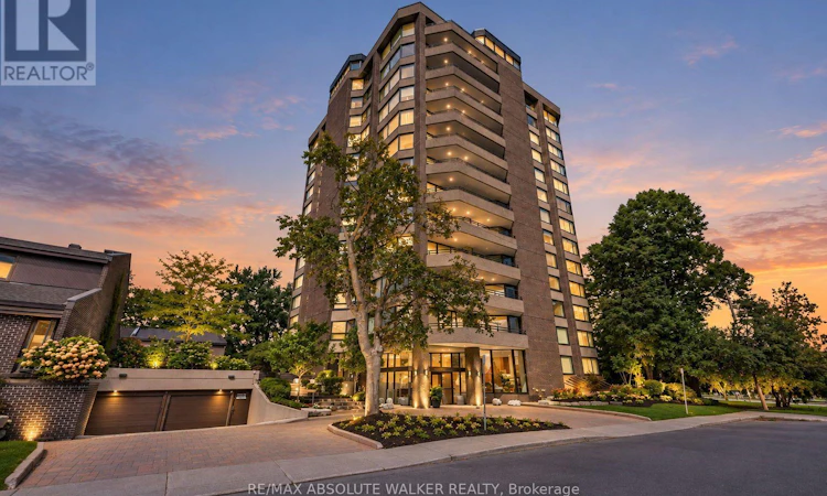 9B-300 Queen Elizabeth Drive