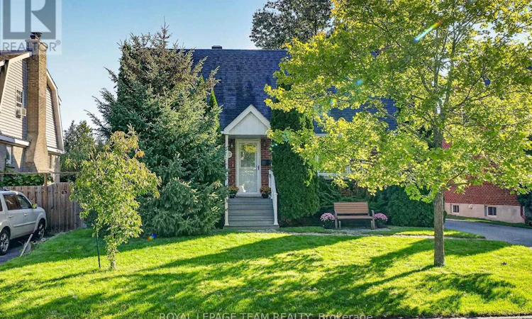 567 Redwood Avenue