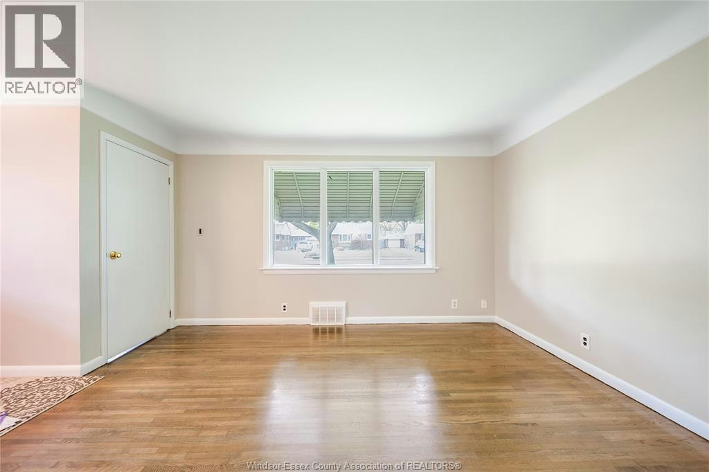 3264 Dominion Boulevard, Windsor, ON, N9E 2N5 - 8