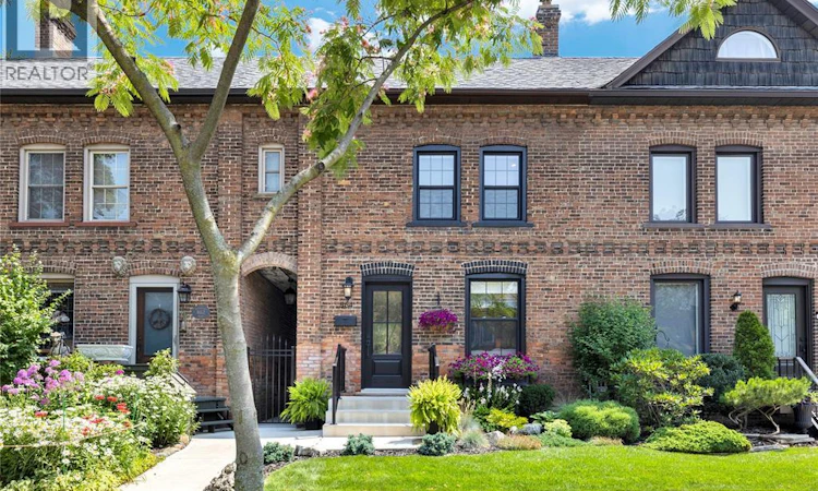 864 Monmouth