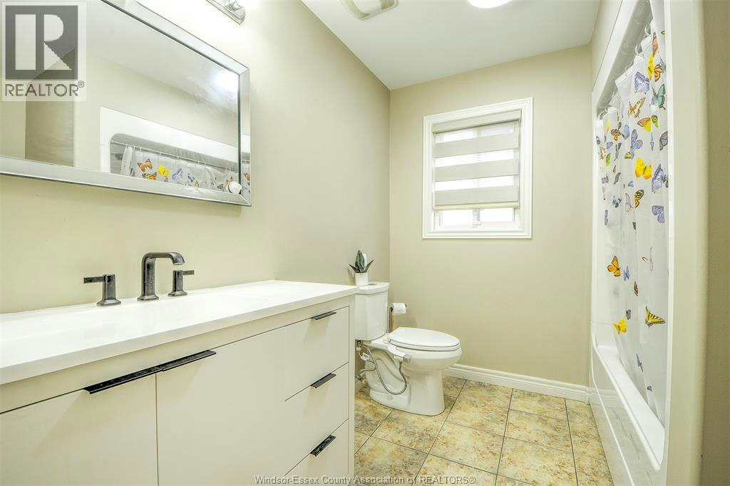 160 Branton Crescent, Lakeshore, ON, N9K 1E6 - 13