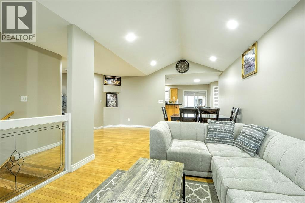 160 Branton Crescent, Lakeshore, ON, N9K 1E6 - 6