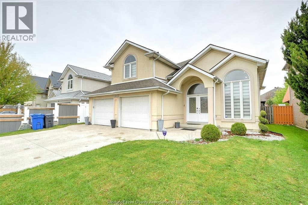 160 Branton Crescent, Lakeshore, ON, N9K 1E6 - 2