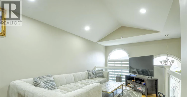 160 Branton Crescent, Lakeshore, ON, N9K 1E6 - 5