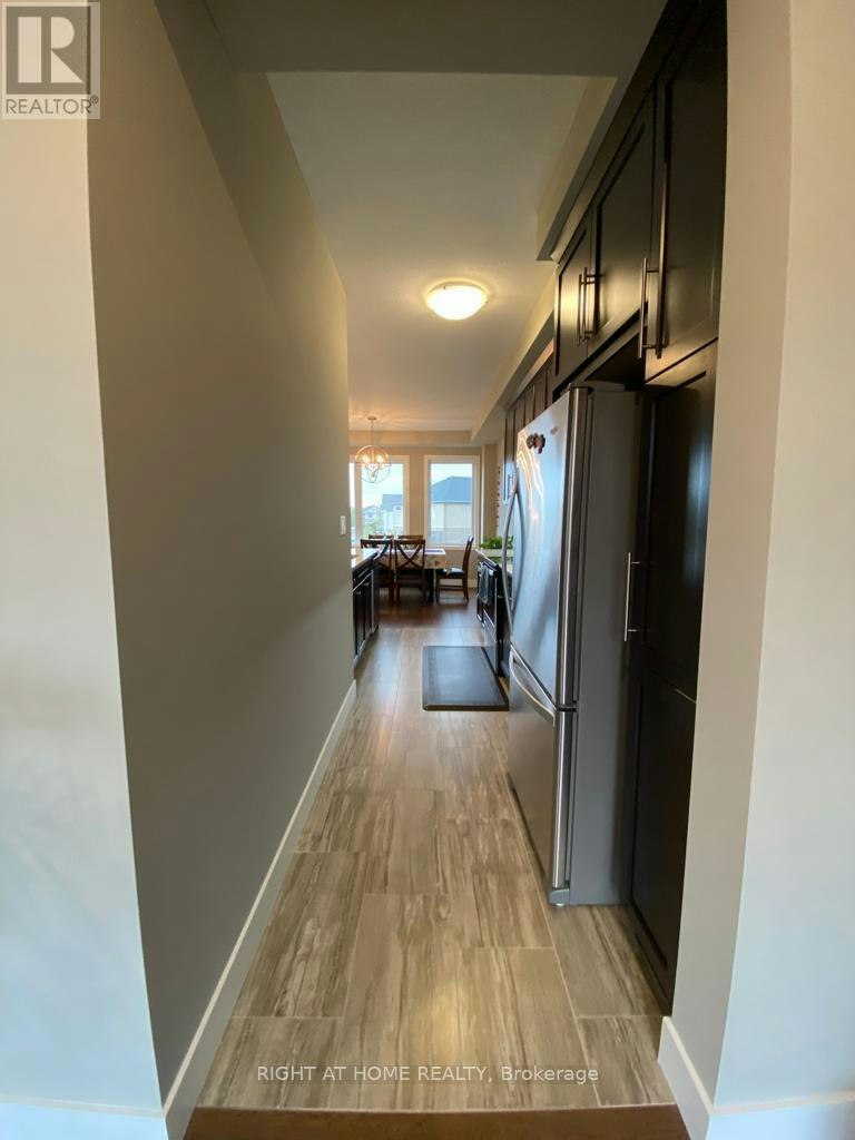 234-1960 Dalmagarry Road, London, ON, N6G 0T8 - 6