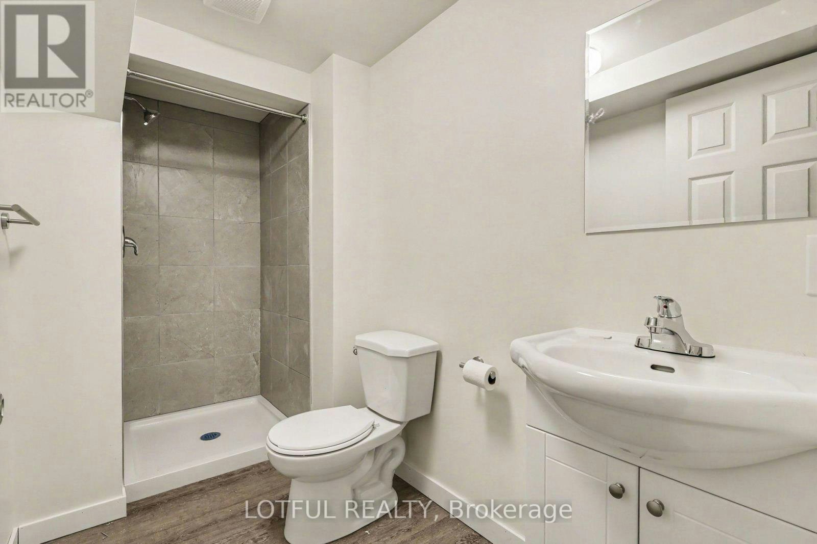 B-1256 Field Street, Ottawa, ON, K2C 2R2 - 9