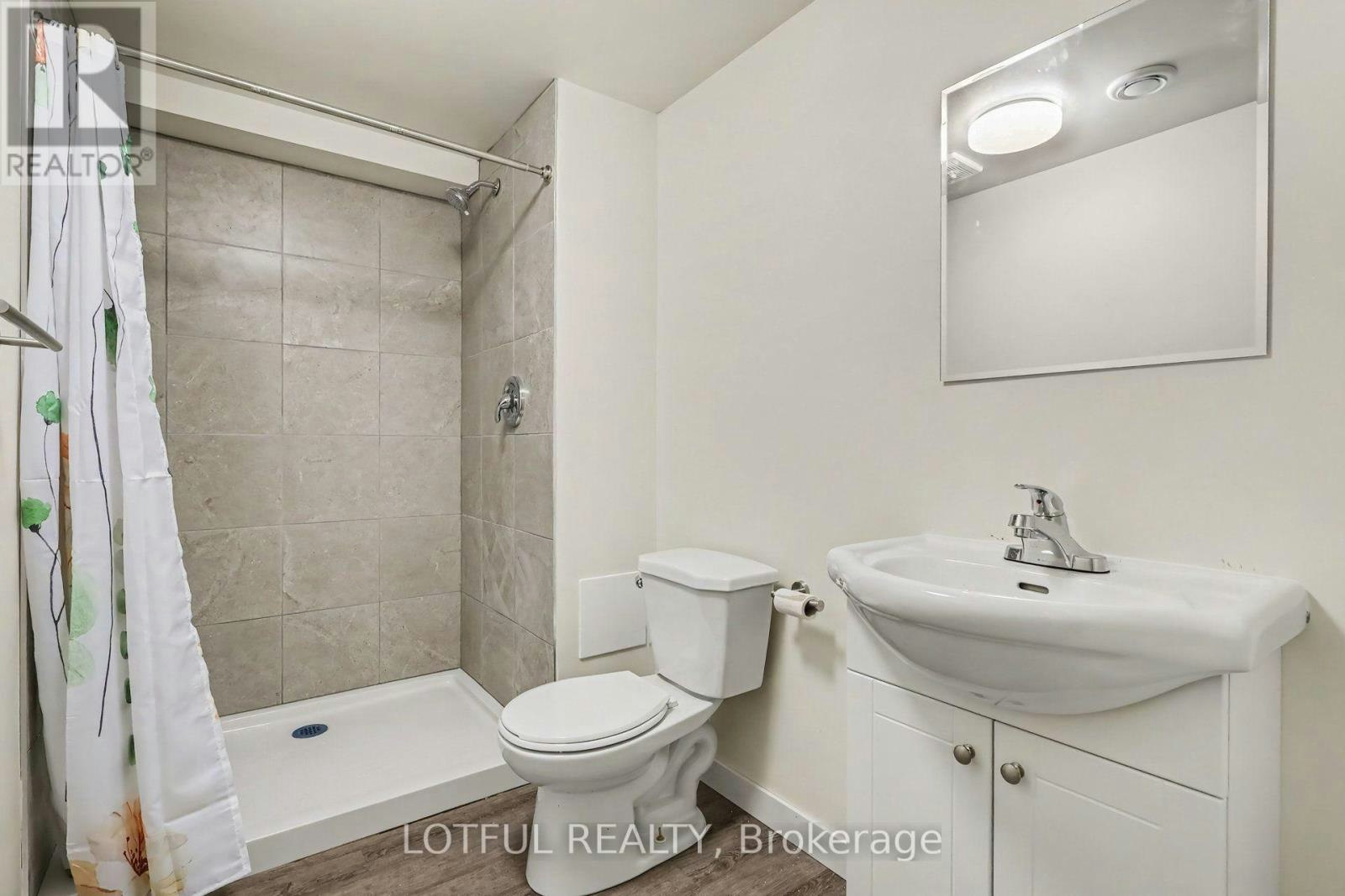 B-1256 Field Street, Ottawa, ON, K2C 2R2 - 17