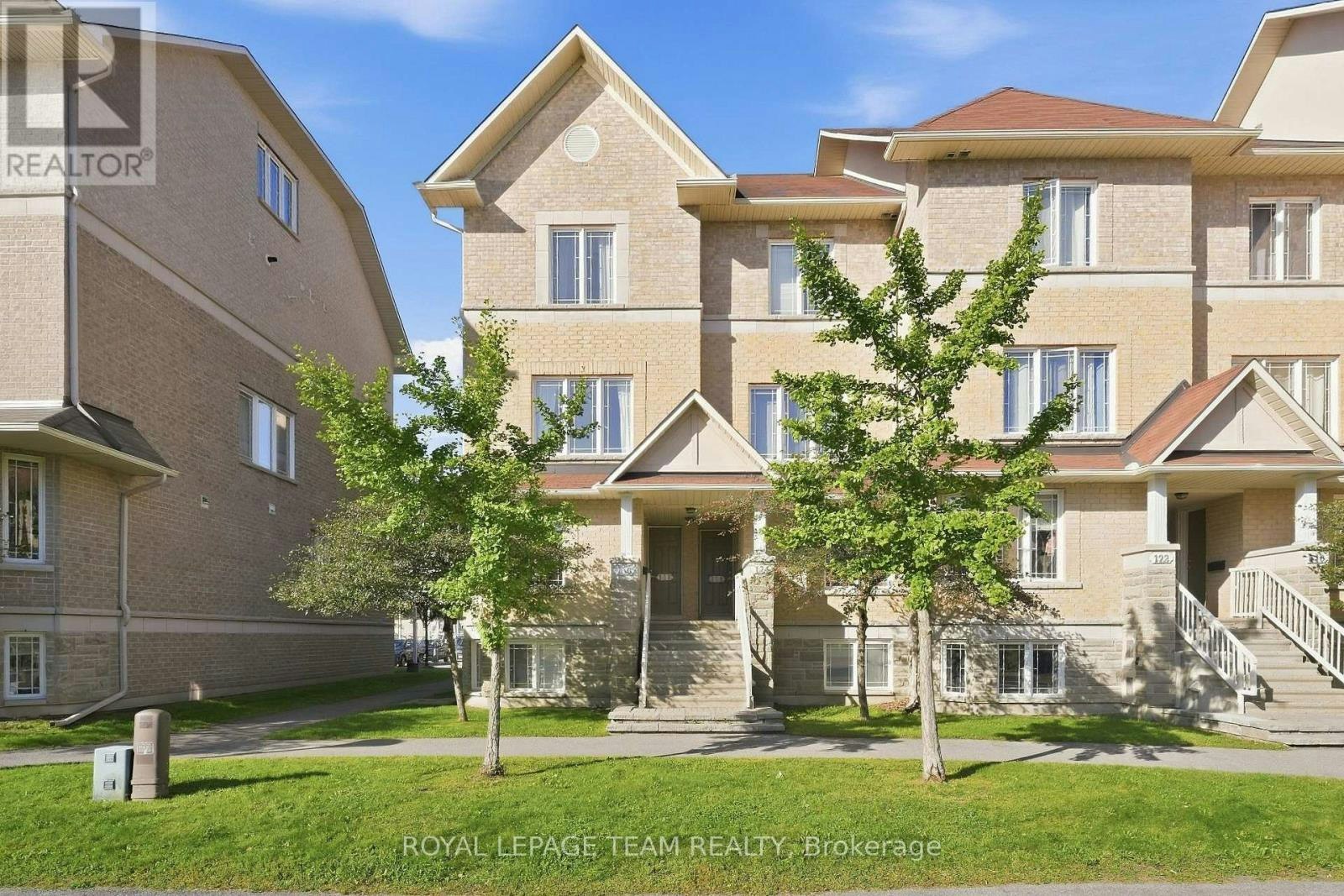 128 Paseo Private, Ottawa, ON, K2G 4N7