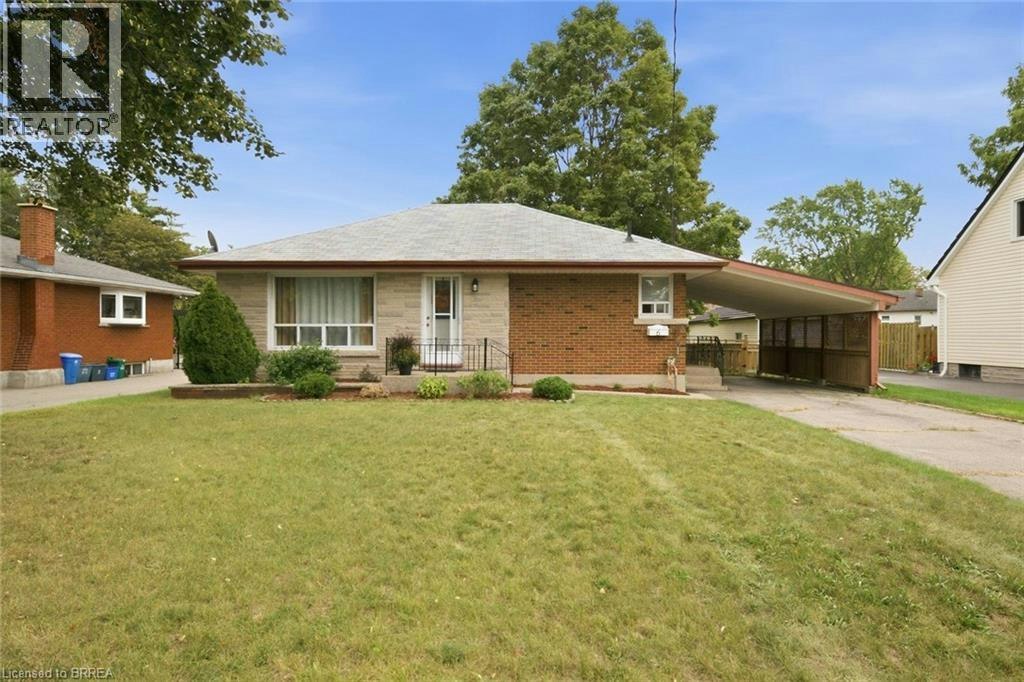 6 Evelyn Street, Brantford, ON, N3R 3G9