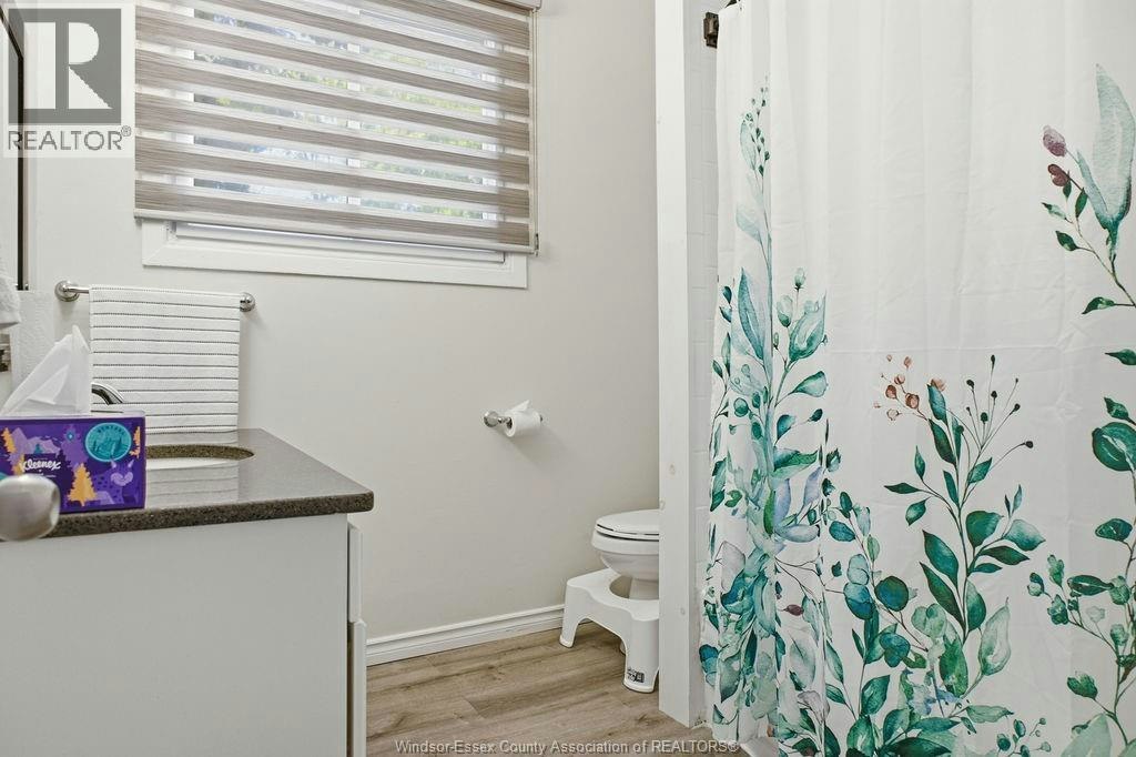 2-372 Lincoln Road, Windsor, ON, N8Y 2G4 - 8