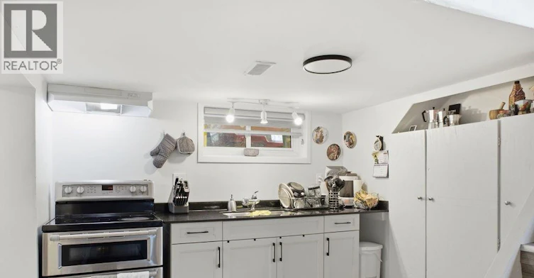 2-372 Lincoln Road, Windsor, ON, N8Y 2G4 - 9