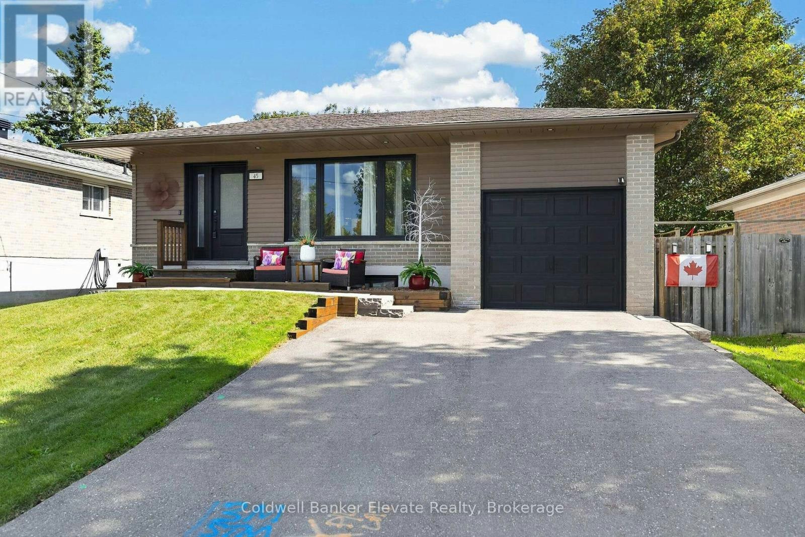 45 Faludon Drive, Halton Hills, ON, L7G 1H8 - 2
