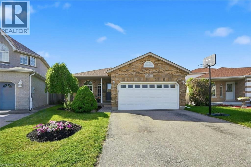 26 Kelly Court, Guelph, ON, N1K 1W3