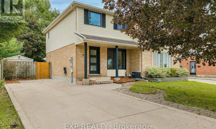949 Elgin Street N