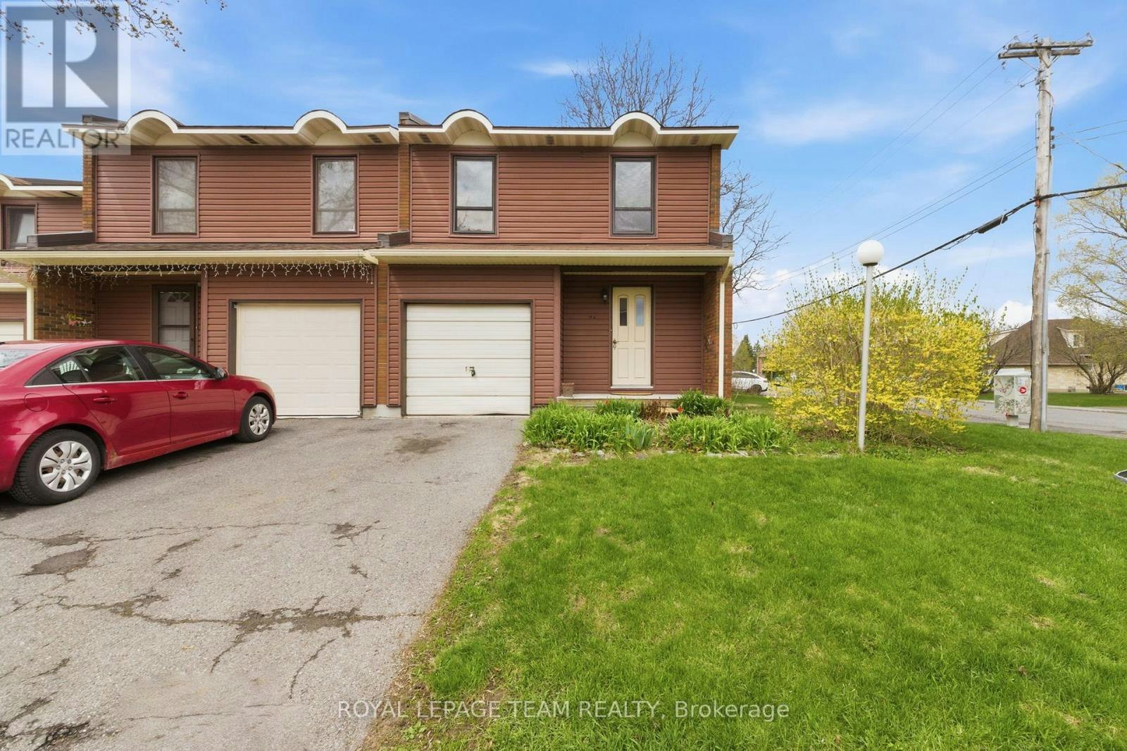 66-4 Arnold Drive, Ottawa, ON, K2H 6V9
