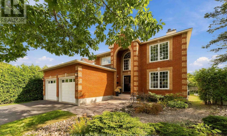 1441 Talcy Crescent