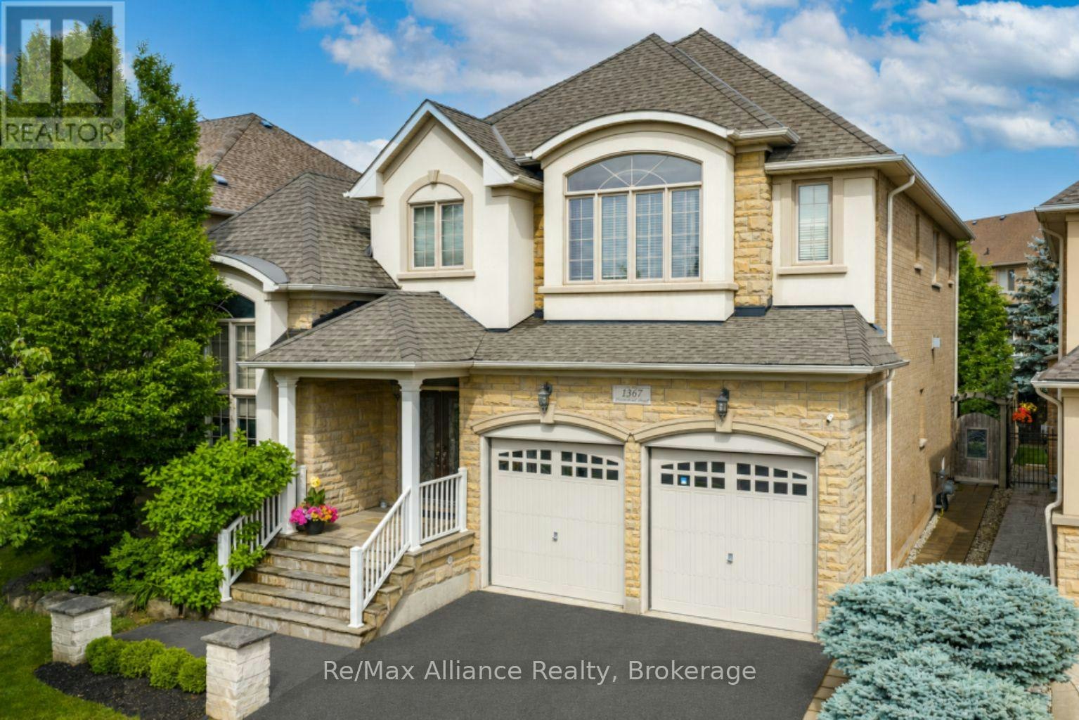 1367 Arrowhead Road, Oakville, ON, L6H 0C5