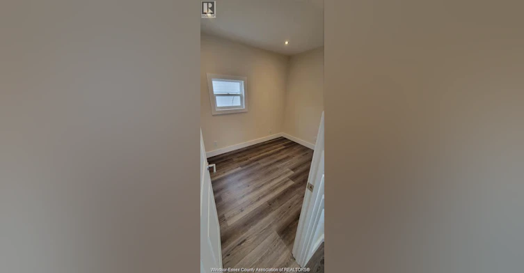 22 Robin Crescent, Lakeshore, ON, N8N 2S2 - 9