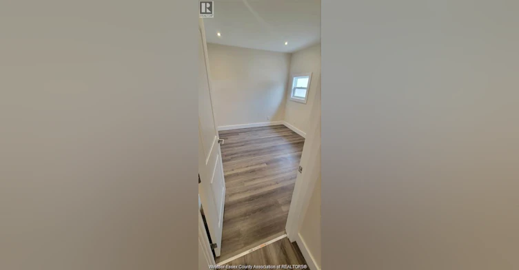 22 Robin Crescent, Lakeshore, ON, N8N 2S2 - 10