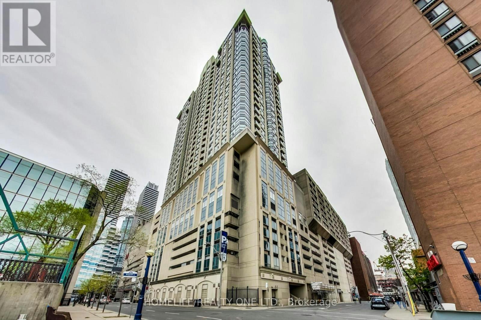 3805-8 Park Road, Toronto, ON, M4W 3S5