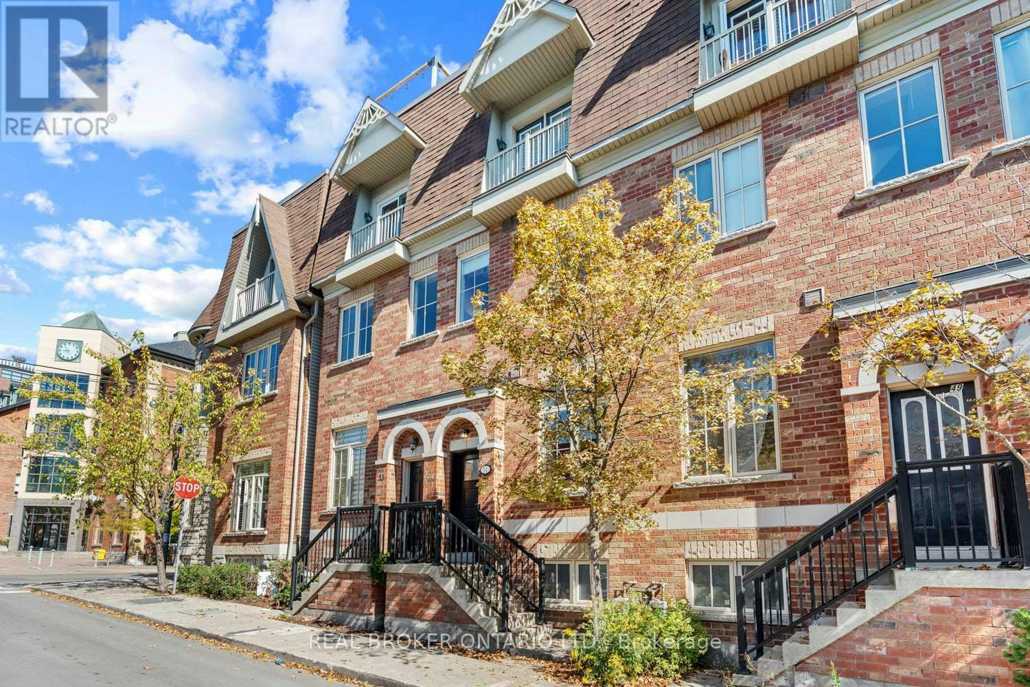 51 St Paul Street, Toronto, ON, M5A 3H2