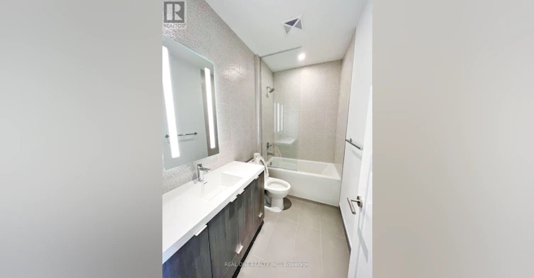323-585 Bloor Street E, Toronto, ON, M4W 0B3 - 12