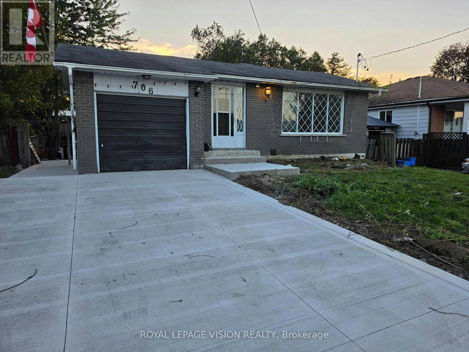 BSMT 1-706 Leaside Street, Pickering, ON, L1W 2X1 - 2