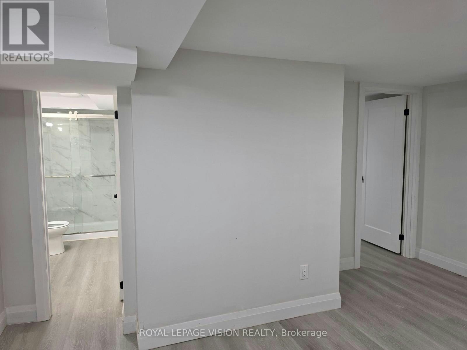 BSMT 1-706 Leaside Street, Pickering, ON, L1W 2X1 - 11