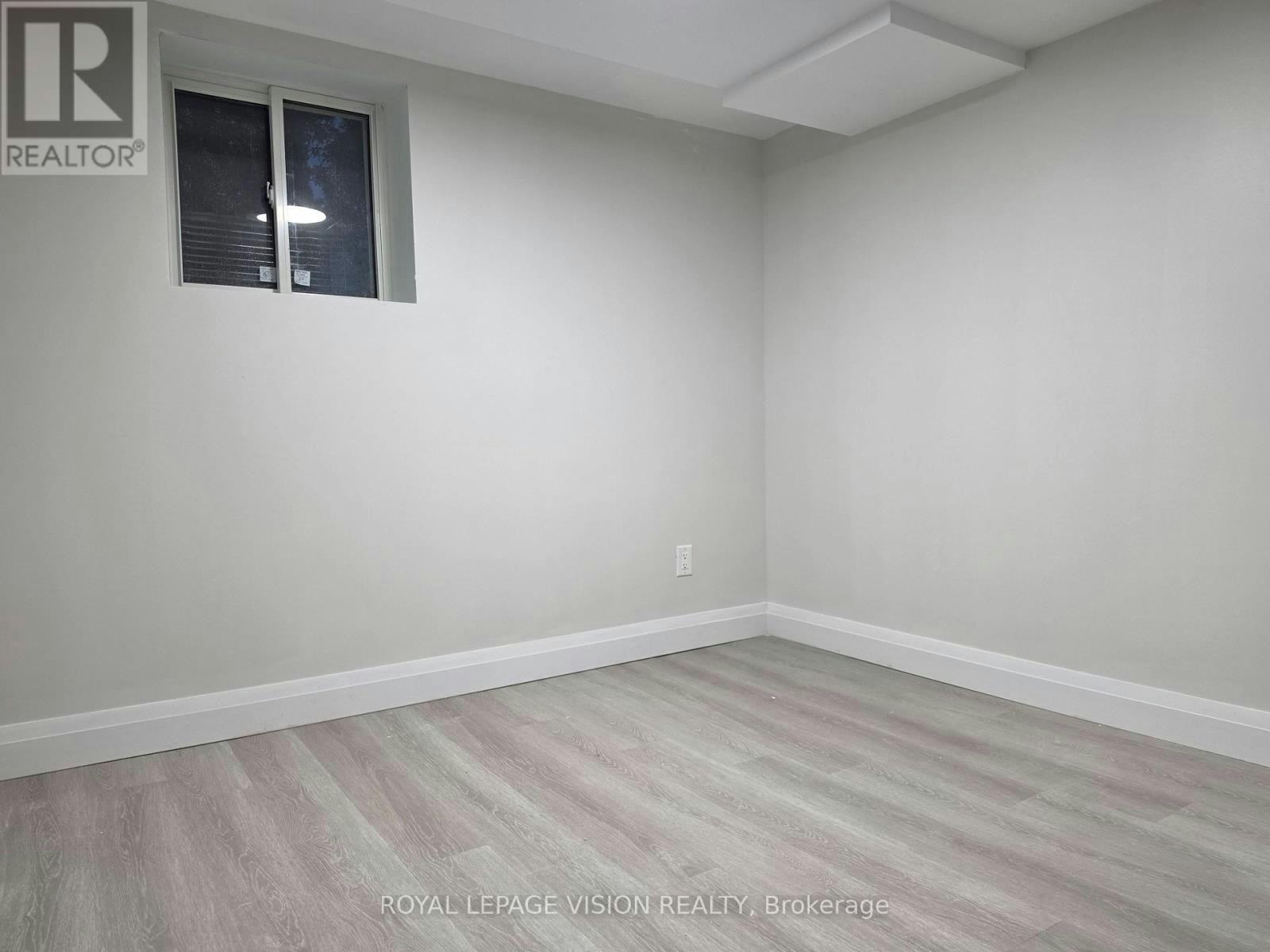 BSMT 2-706 Leaside Street, Pickering, ON, L1W 2X1 - 12