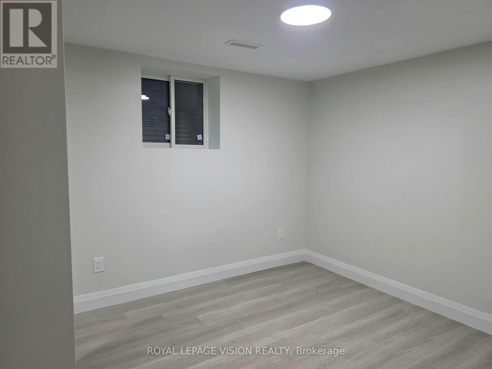 BSMT 2-706 Leaside Street, Pickering, ON, L1W 2X1 - 9