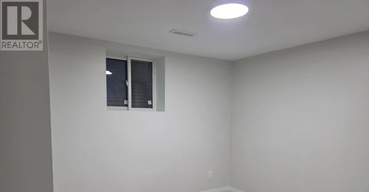 BSMT 2-706 Leaside Street, Pickering, ON, L1W 2X1 - 9