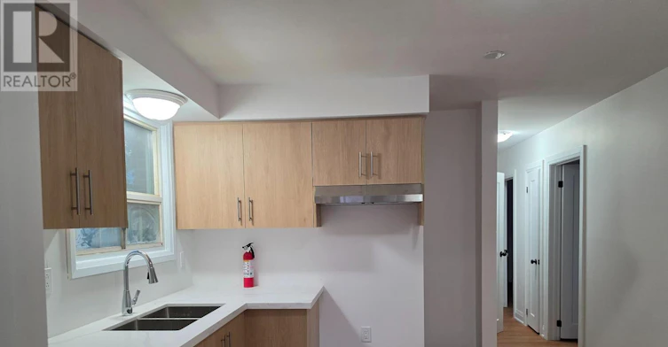 UPPER-706 Leaside Street, Pickering, ON, L1W 2X1 - 8
