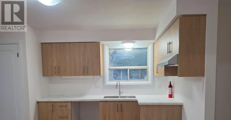 UPPER-706 Leaside Street, Pickering, ON, L1W 2X1 - 7