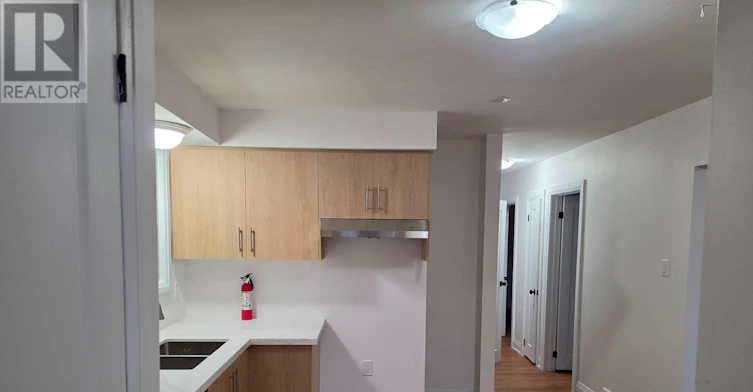 UPPER-706 Leaside Street, Pickering, ON, L1W 2X1 - 6