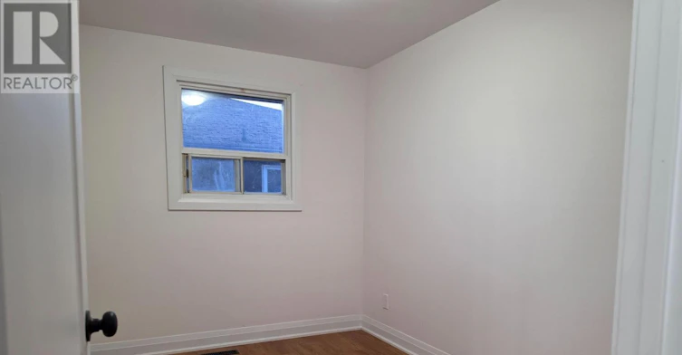 UPPER-706 Leaside Street, Pickering, ON, L1W 2X1 - 11