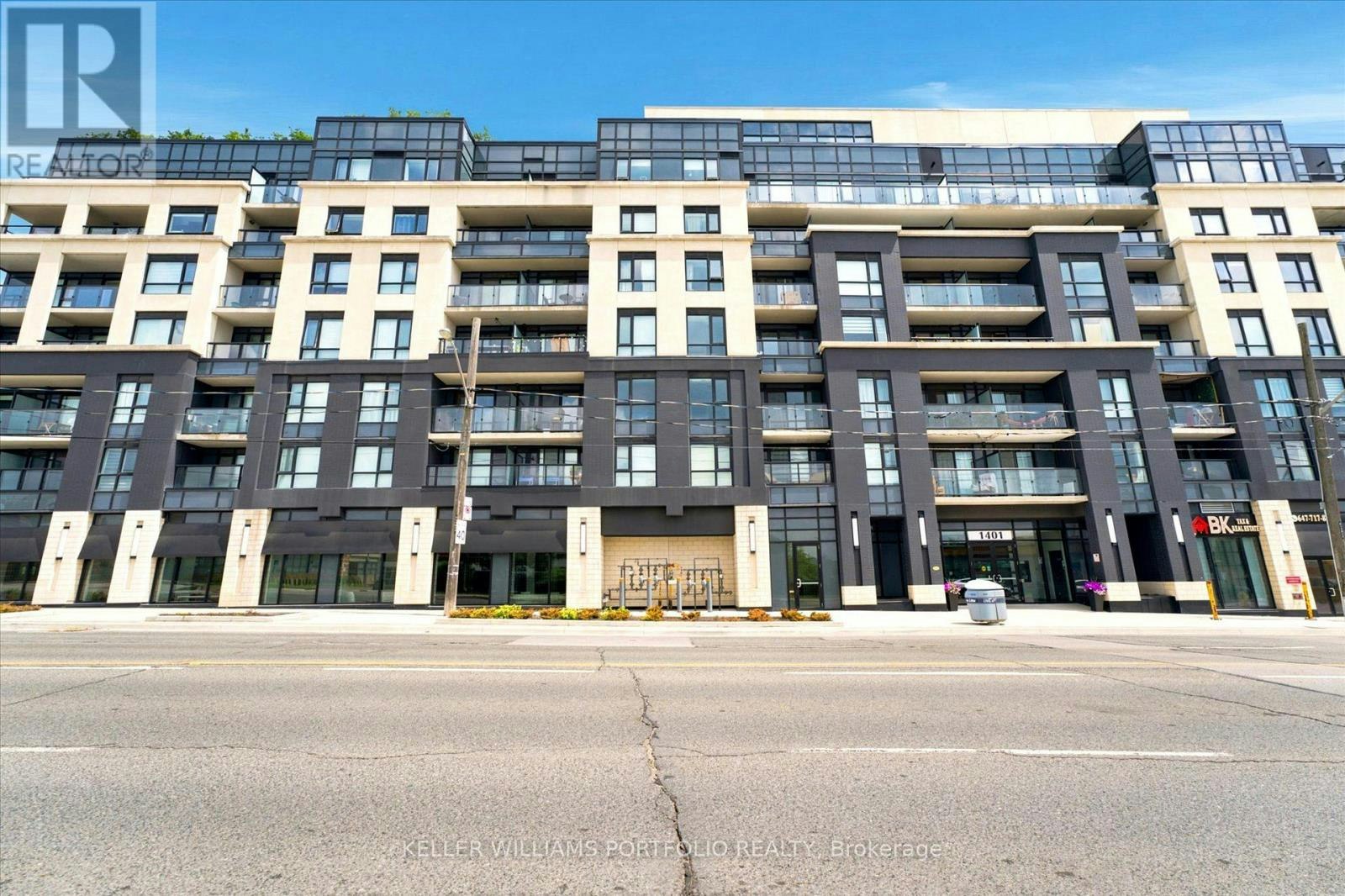 224-1401 O'connor Drive, Toronto, ON, M4B 2V5
