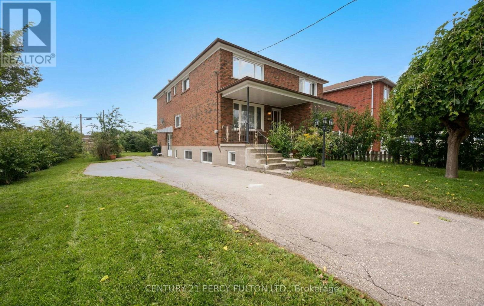 27 Willingdon Avenue, Toronto, ON, M1N 2L1