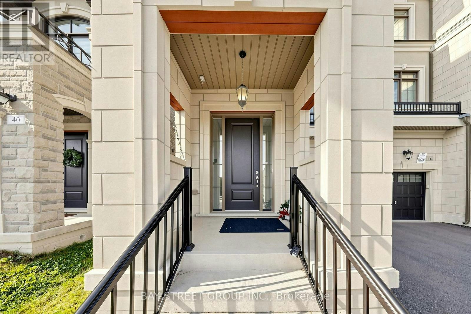 42 Bawden Drive, Richmond Hill, ON, L4S 0H3 - 2