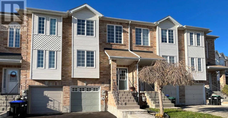 44 Natale Court, Bradford West Gwillimbury, ON, L3Z 3B1 - 2
