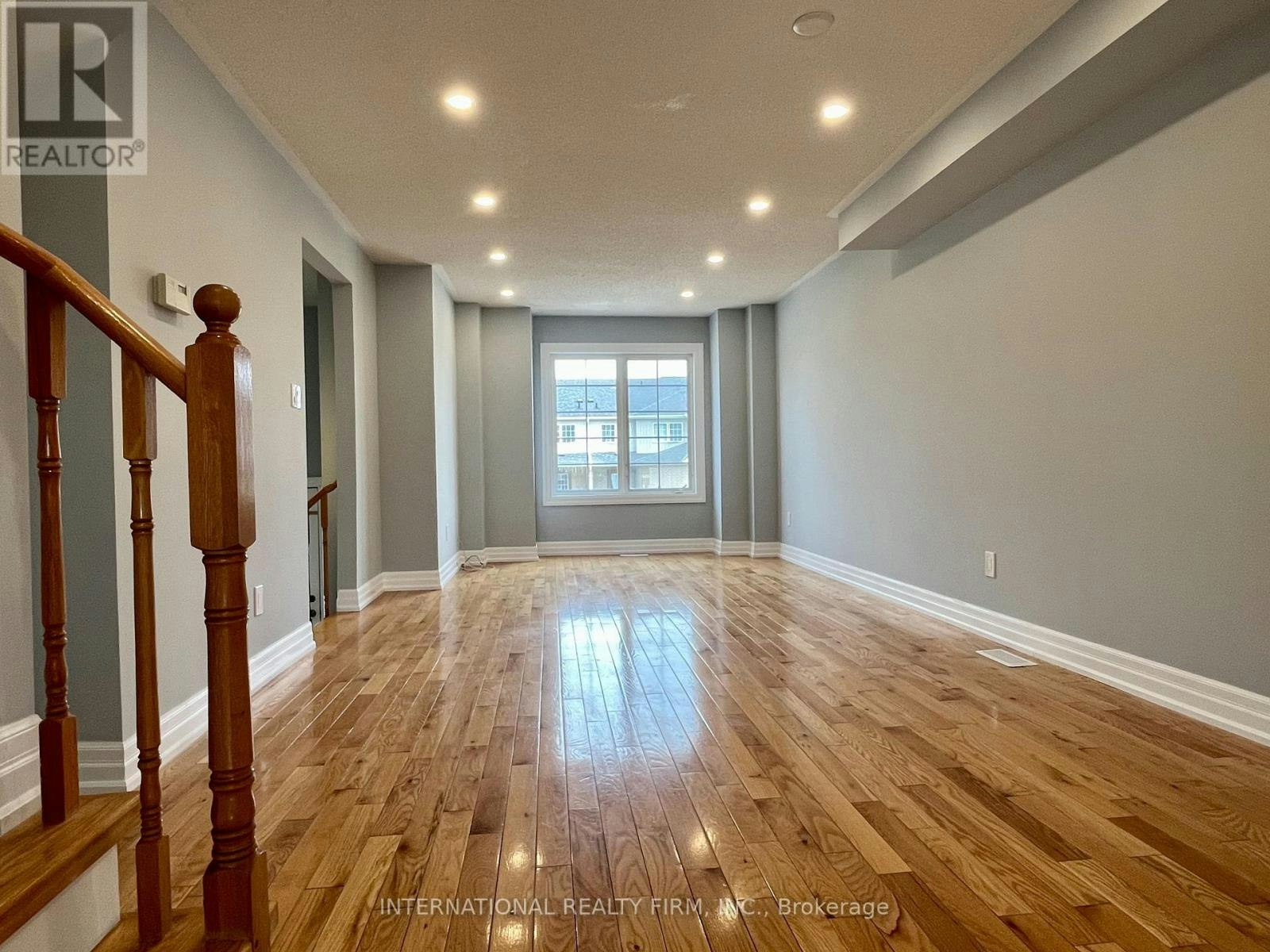 44 Natale Court, Bradford West Gwillimbury, ON, L3Z 3B1 - 6