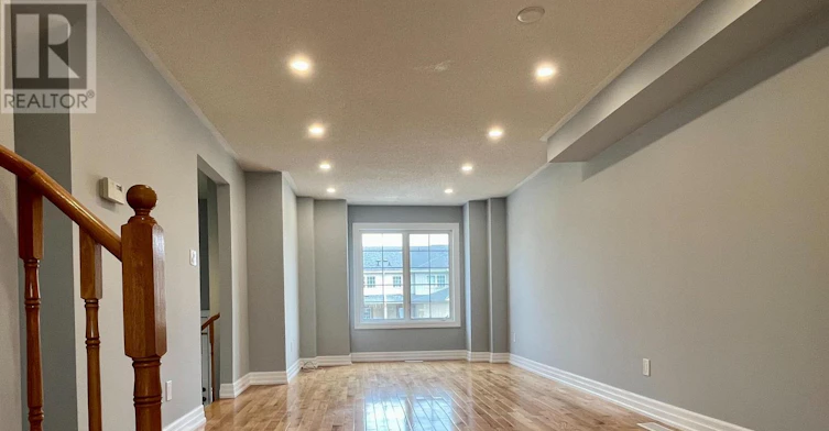 44 Natale Court, Bradford West Gwillimbury, ON, L3Z 3B1 - 6