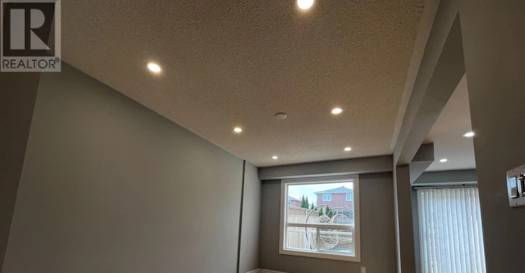 44 Natale Court, Bradford West Gwillimbury, ON, L3Z 3B1 - 9
