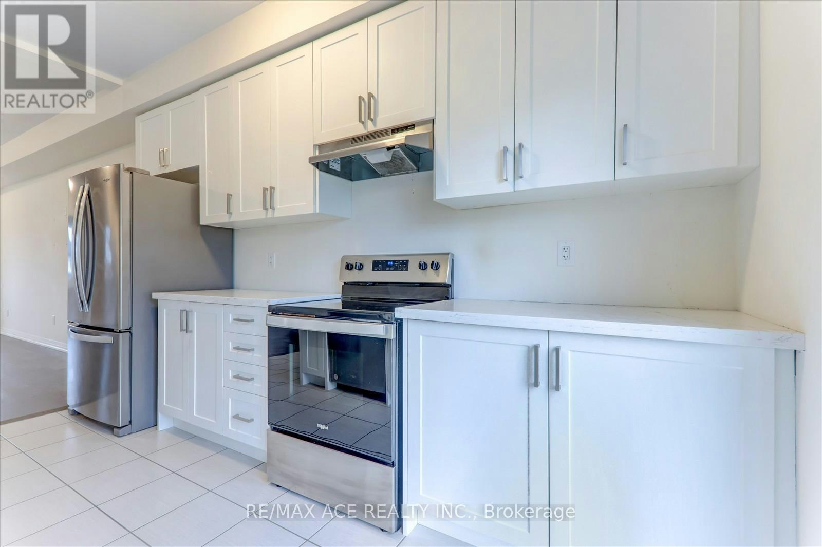 2 Lahey Crescent, Penetanguishene, ON, L9M 0W1 - 20