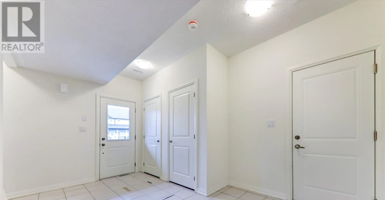 2 Lahey Crescent, Penetanguishene, ON, L9M 0W1 - 8