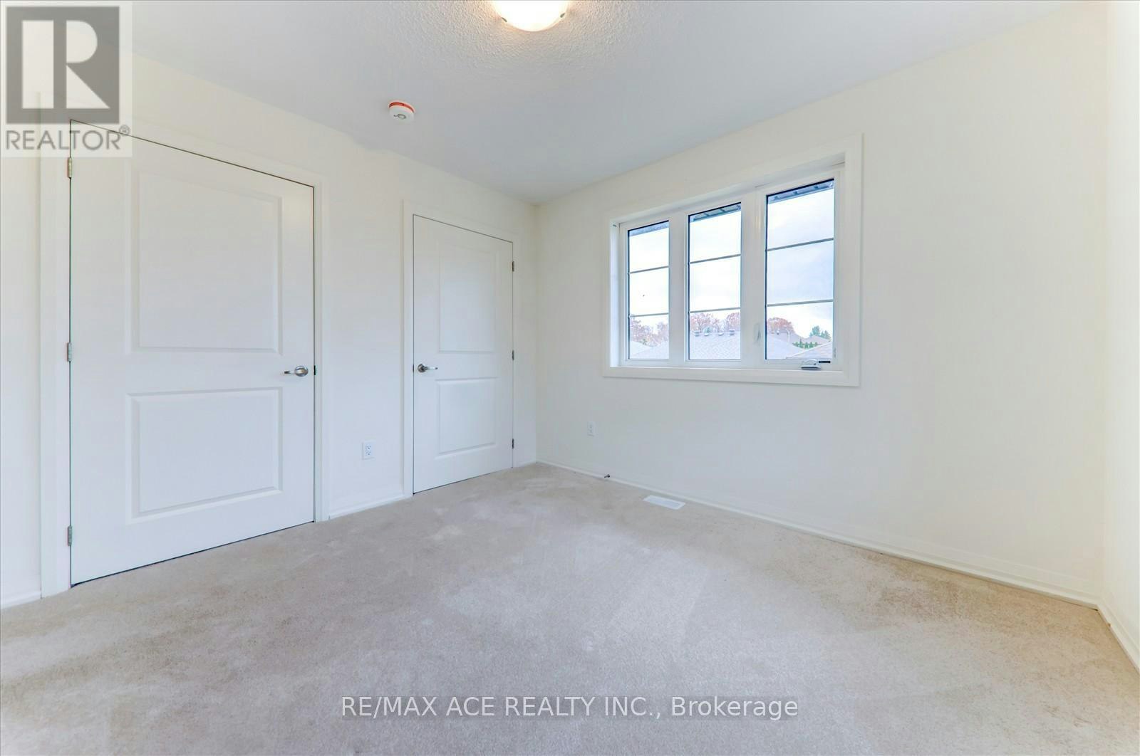 2 Lahey Crescent, Penetanguishene, ON, L9M 0W1 - 33
